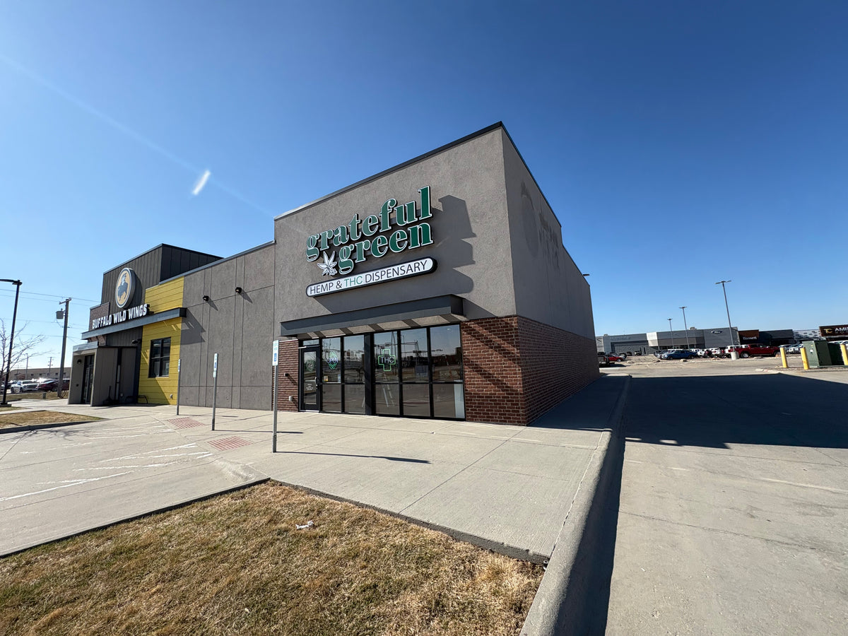 Exterior of Grateful Green Dispensary Norfolk on Krenzien Drive